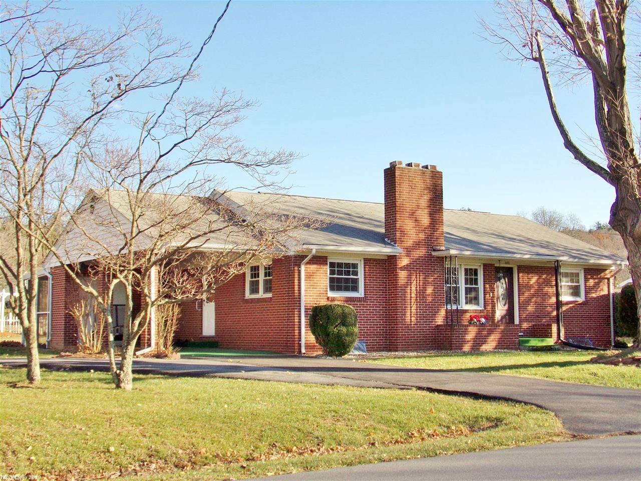 Our listings Lavinder Real Estate